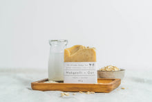 Load image into Gallery viewer, Makgeolli & Oat | Rice Wine Exfoliant Bar