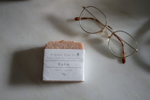 Load image into Gallery viewer, Salt and Clay (Katie) Exfoliant Bar
